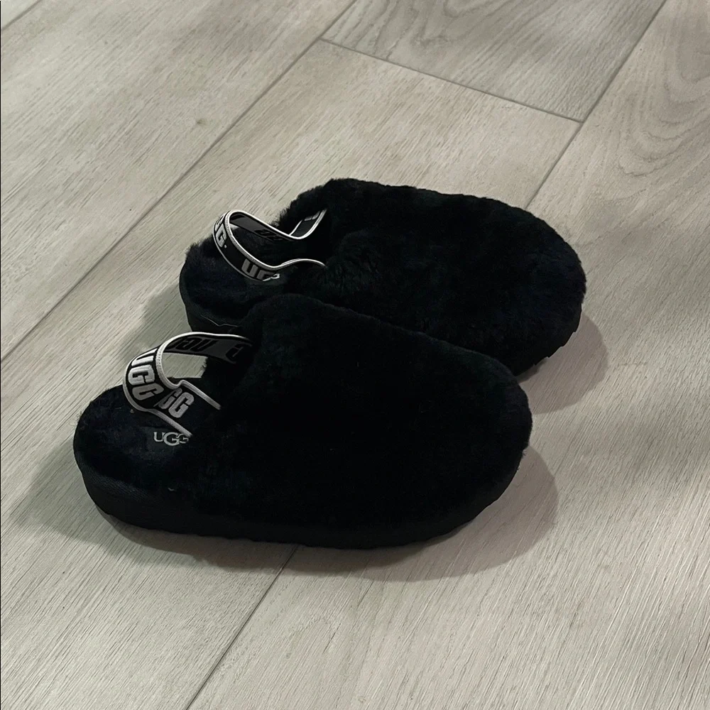 UGG Kids' Black Fuzzy Slippers
